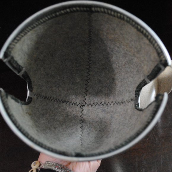 Vintage Porcelain Teapot with Felt Lined Aluminum Warmer - Picture 14 of 16